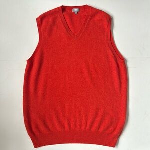 Cashmere vest Uniqlo Men’s large in burnt orange cashmere